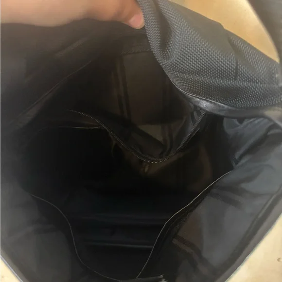 TUMI Messenger Bag Ballistic Nylon and Full-Grain Leather 4367 + Tavel Pouch
